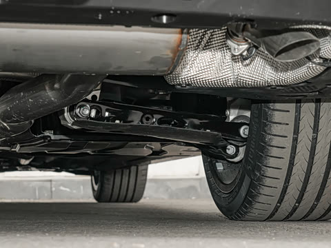 2026�� �Ŀ� 530Li ������ M�˶���װ