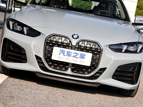 2026�� 425i M�˶���װ