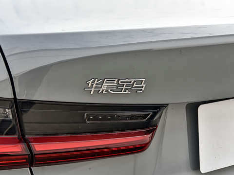 2026�� 325Li M�˶���װ