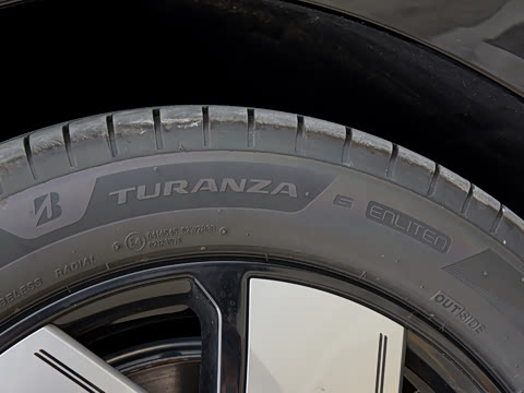 2026�� ���� 650 UltraSE