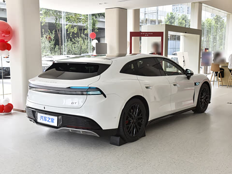2026�� Ultra