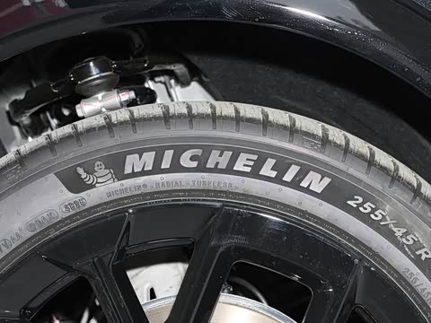 2026�� ���� 702 Max �콢��