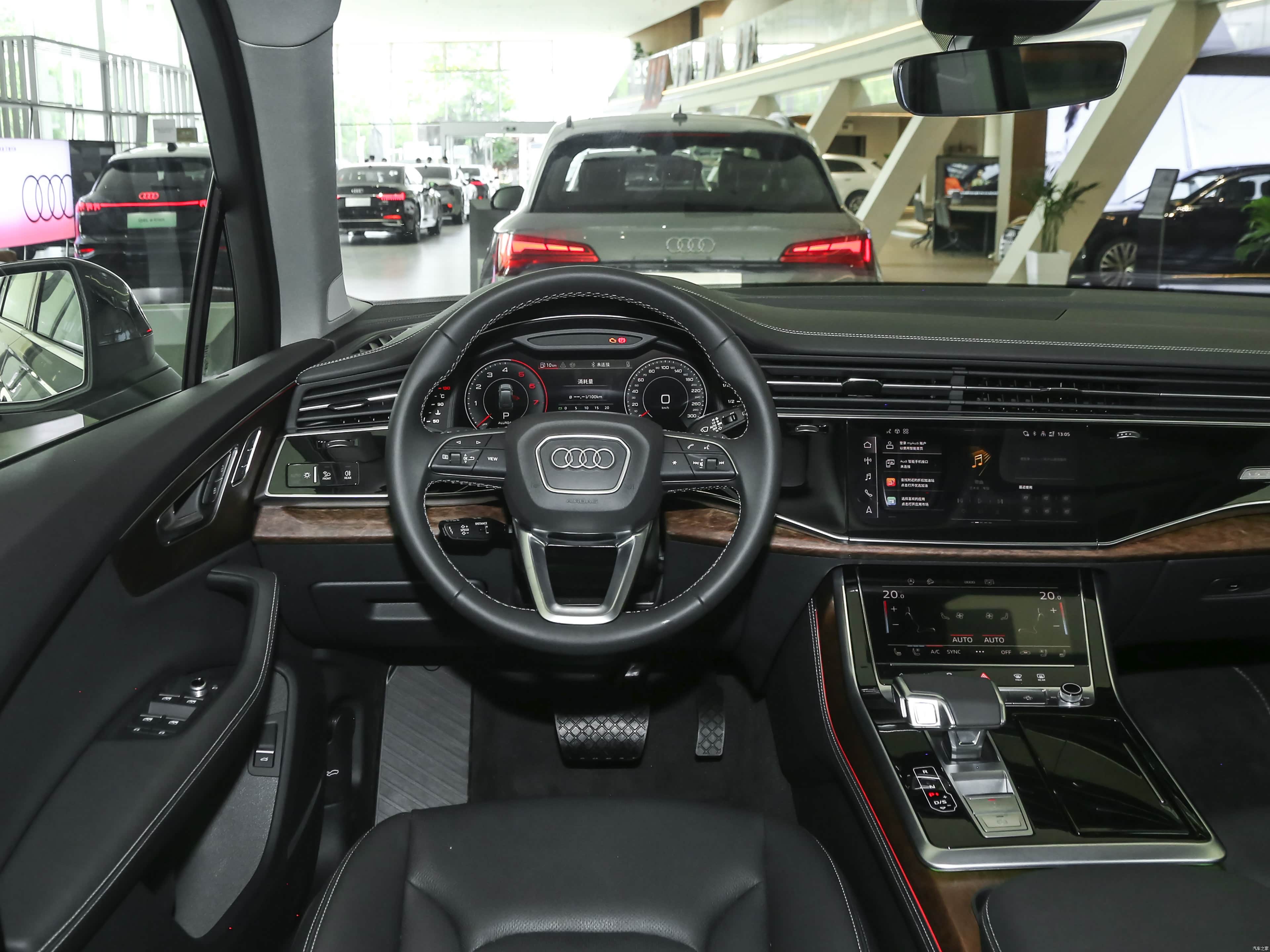 Audi Q7, миниатюра 12