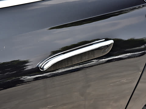 2026�� �Ŀ�� E 300 L ʱ����