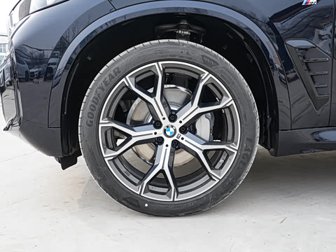 2026�� �Ŀ� xDrive 30Li ������M�˶���ҹ��װ