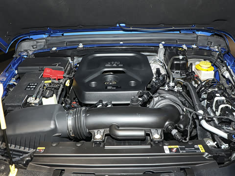 2025�� 2.0T ٪�޼�����̽����