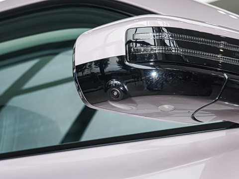 2025�� 501KM ����Ultra��