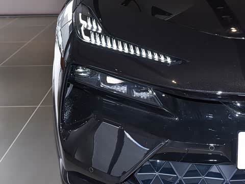 2026�� 600 SE 5��