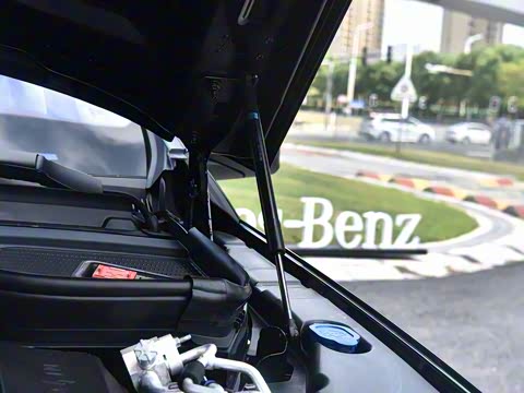 2026�� GLS 480 4MATIC ���ݰ�