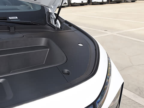 2026�� ���� 602 Max �콢��