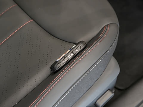 2026�� JOHN COOPER WORKS