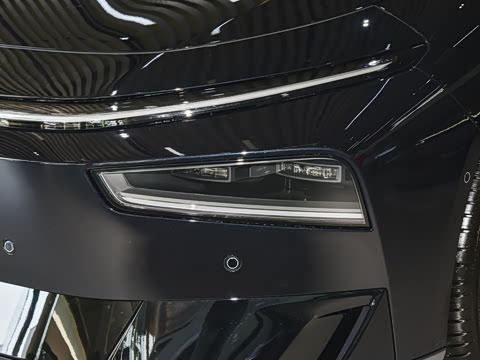 2026�� ���� 725 Max �콢��