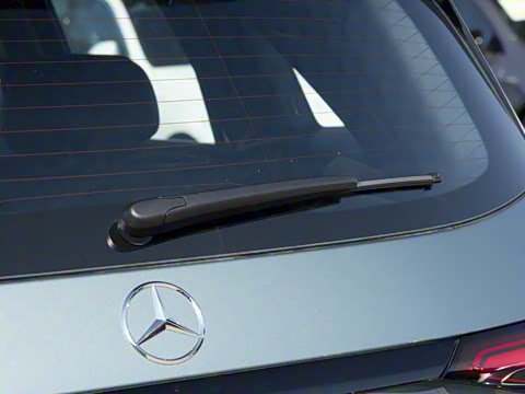 2026�� GLC 300 L 4MATIC ������ 5��