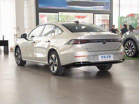 2026�� L 300TSI DSG ��Ӣ��