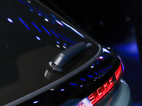 2026�� Cayenne Turbo Electric