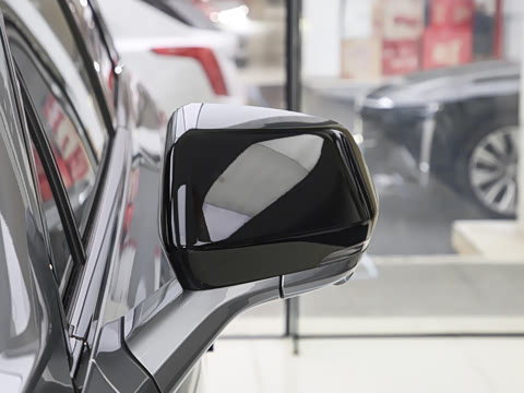 2026�� 2.0T �����