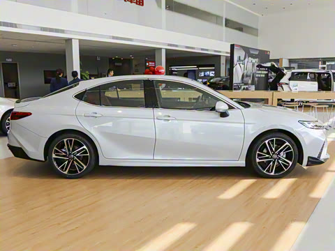 2026�� ˫�� 2.0HS �˶���