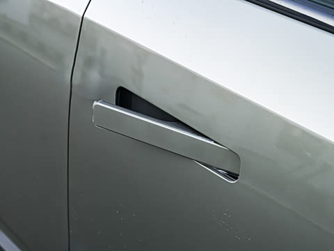 2025�� 215Զ�а�