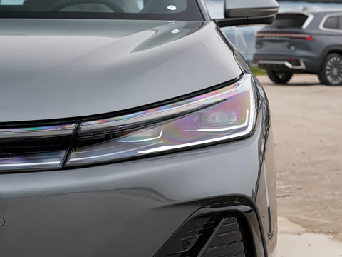 2026�� EM-i 235km ̽��+��