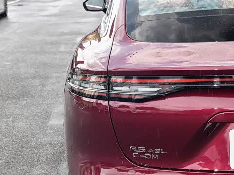 2025�� 260��������������