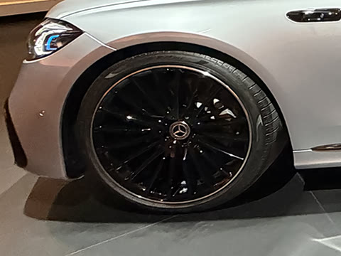 2027�� ������