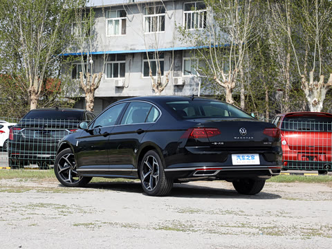 2026�� 3000������ѡ�� 330TSI DSG��Ӣ��