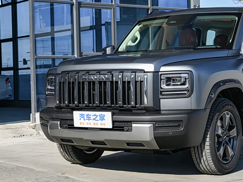 2025�� 2.0T 4WD Pro