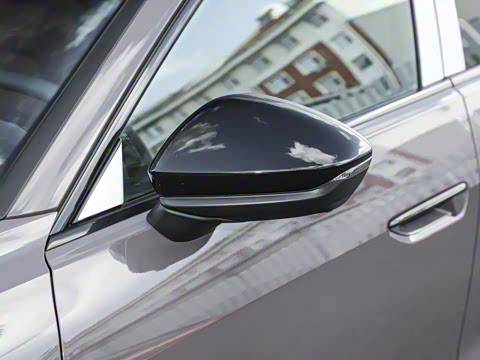 2026�� 2.0T �˶��� quattro