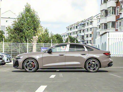 2026�� 2.0T �˶��� quattro