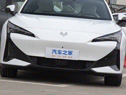 2025�� �Ŀ� 560PRO 185kW