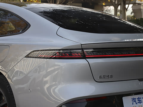 2026 007+  565 Ultra+״