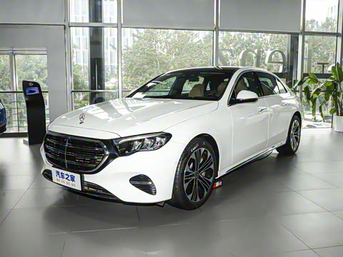 2024�� E 350 e L ���ʽ��϶����γ�