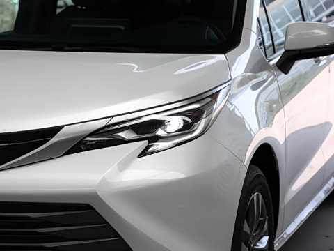 2027�� 2.5L ˫������������