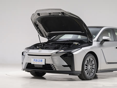 2026�� 300h ������