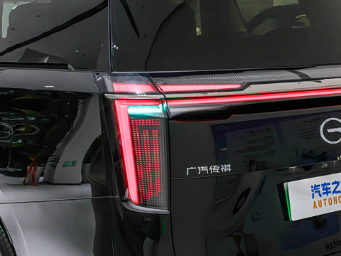 2026�� PHEV L ���� Ultra