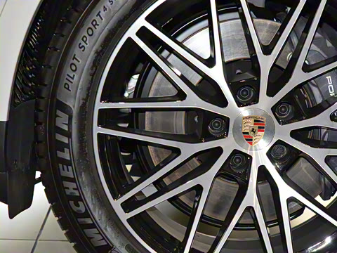 2026�� Cayenne Coup�� 3.0T