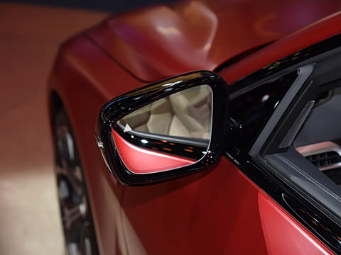 2024�� 430i ����M�˶���ҹ��װ