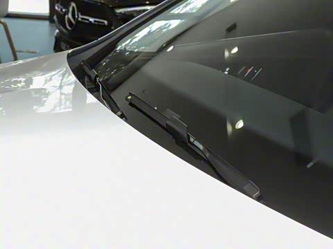 2025�� �Ŀ� E 300 ʱ�����˶���