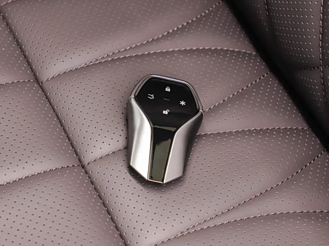 2026�� ���� 215 ����Ultra+