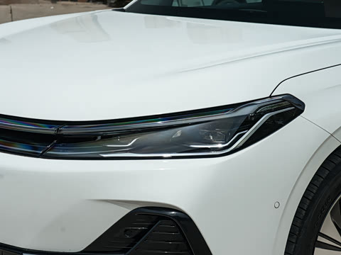 2026�� EM-i 235km ̽��+��