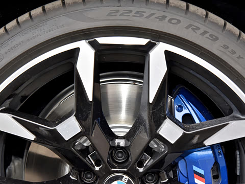 2026�� 430i M�˶���ҹ��װ