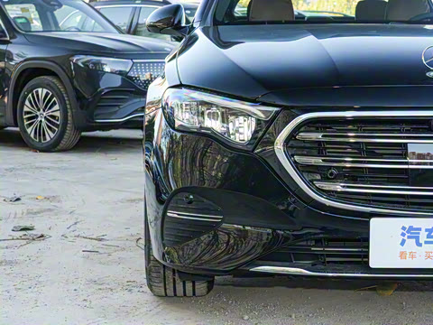 2026�� E 260 L �����