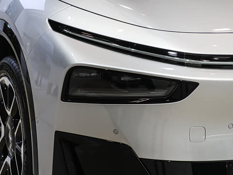 2026�� ���� 1704 Max �콢��