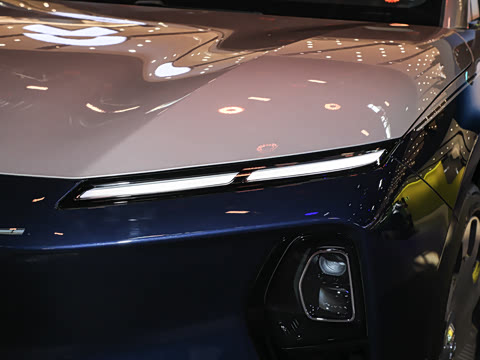 2025�� 102kWh ��ƽ���ر��