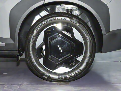 2025�� 720 Light