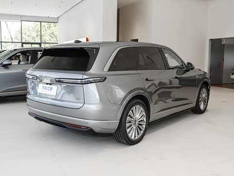 2025�� Ultra ������