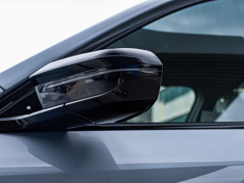 2026�� M50 xDrive