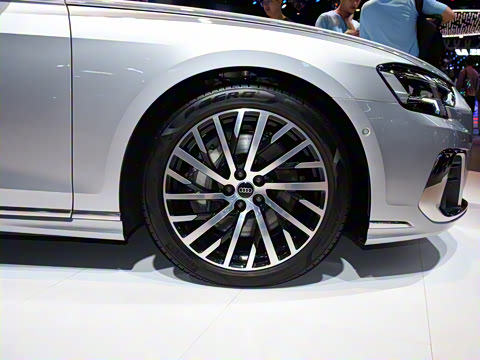 2025�� A8L 55 TFSI quattro �콢��