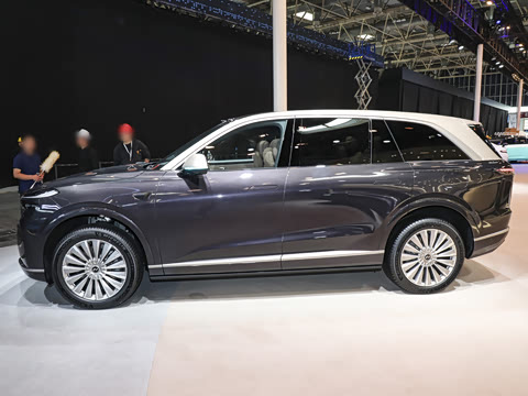 2026�� Ultra+ ������