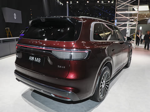 2025�� ���� Ultra�� 53.4kWh 6���� (896�߼����״